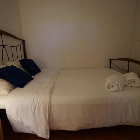 T2 2 Bedroom Flat In Arroios * Lissabon