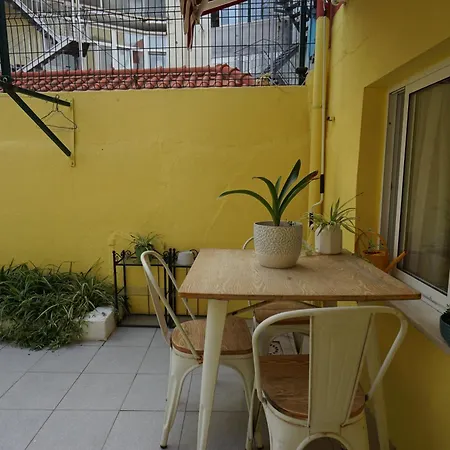 Apartment T2 2 Bedroom Flat In Arroios
